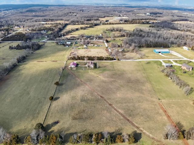 3652 E Farm Road 48, Fair Grove, MO 65648