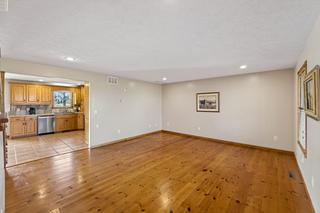 3652 E Farm Road 48, Fair Grove, MO 65648