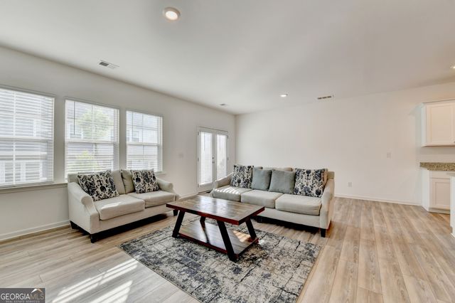 1946 Frisco Way, Suwanee, GA 30024