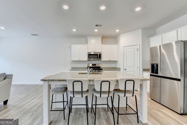 1946 Frisco Way, Suwanee, GA 30024