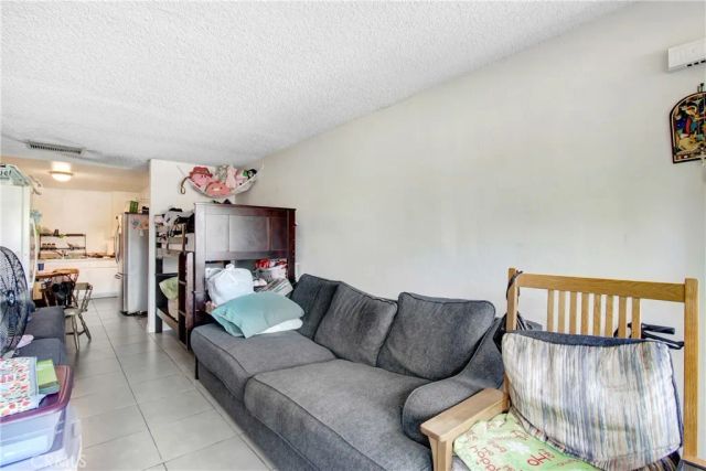 671 Greystone Lane, Hemet, CA 92543