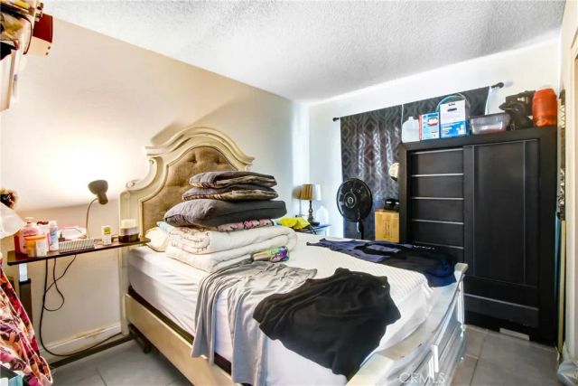 671 Greystone Lane, Hemet, CA 92543