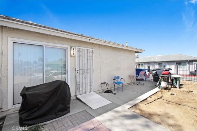 671 Greystone Lane, Hemet, CA 92543