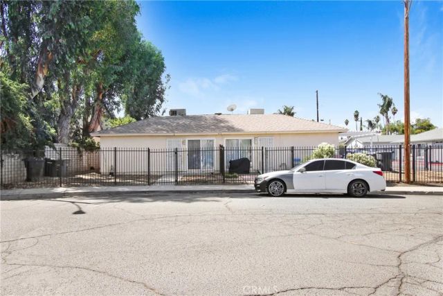 671 Greystone Lane, Hemet, CA 92543