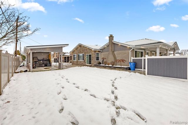 26611 Cecile Street, Dearborn Heights, MI 48127