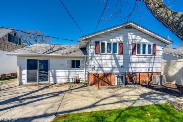26288 Aaron Drive, Euclid, OH 44132