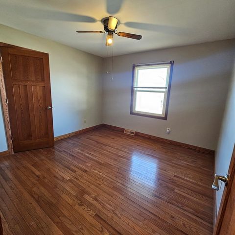 4696 PALMERSTONE Boulevard, Rockford, IL 61102