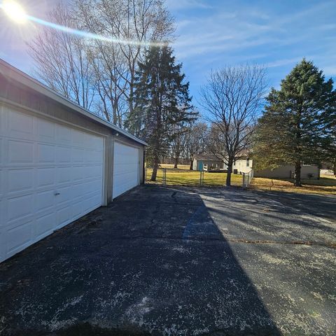 4696 PALMERSTONE Boulevard, Rockford, IL 61102