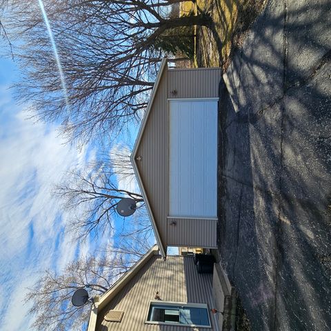 4696 PALMERSTONE Boulevard, Rockford, IL 61102