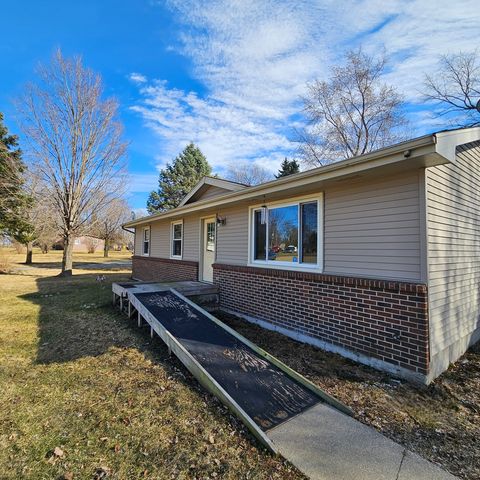 4696 PALMERSTONE Boulevard, Rockford, IL 61102