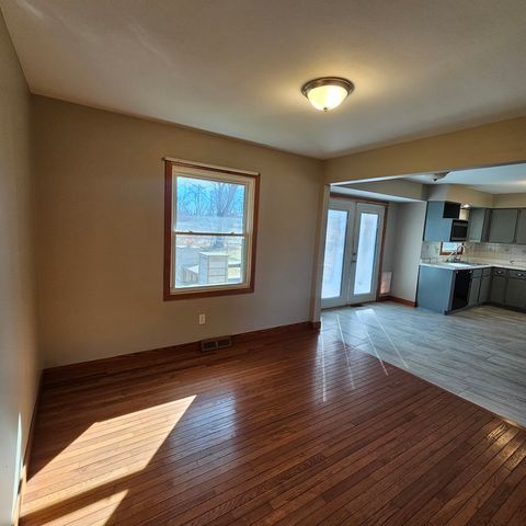 4696 PALMERSTONE Boulevard, Rockford, IL 61102