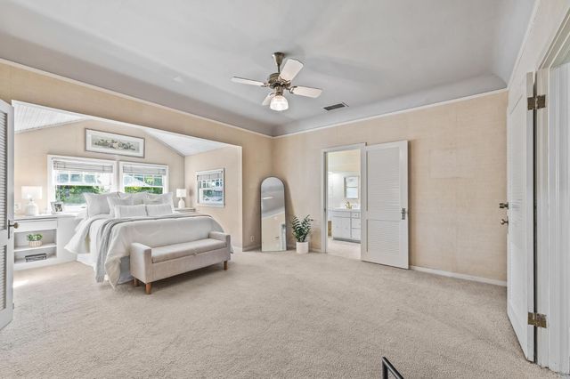 1735 N Hunter St, Stockton, CA 95204