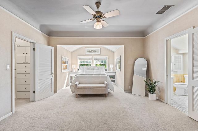 1735 N Hunter St, Stockton, CA 95204