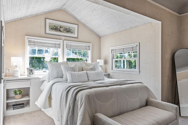 1735 N Hunter St, Stockton, CA 95204