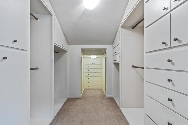 1735 N Hunter St, Stockton, CA 95204