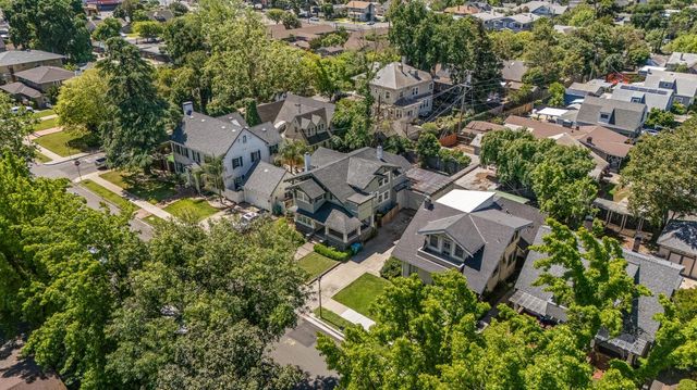 1735 N Hunter St, Stockton, CA 95204