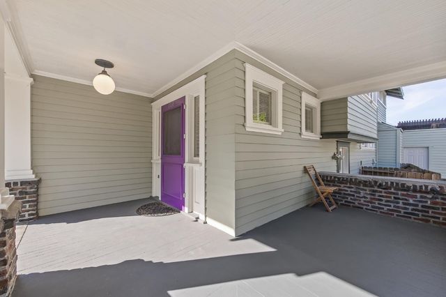 1735 N Hunter St, Stockton, CA 95204