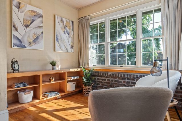 1735 N Hunter St, Stockton, CA 95204