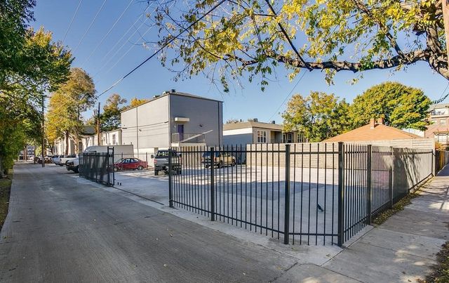 2902 Douglas 211, Dallas, TX 75219