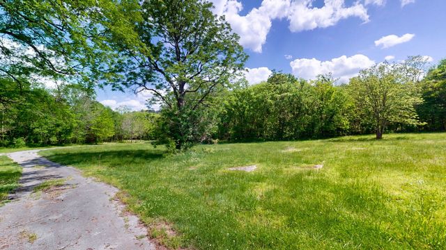 2517 Patton Hollow Rd, Watertown, TN 37184