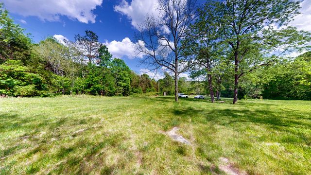 2517 Patton Hollow Rd, Watertown, TN 37184