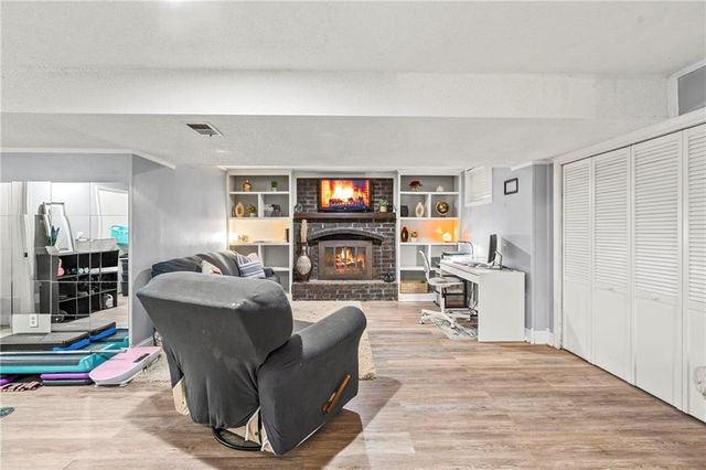 3502 NW Lake Drive, Lee's Summit, MO 64064