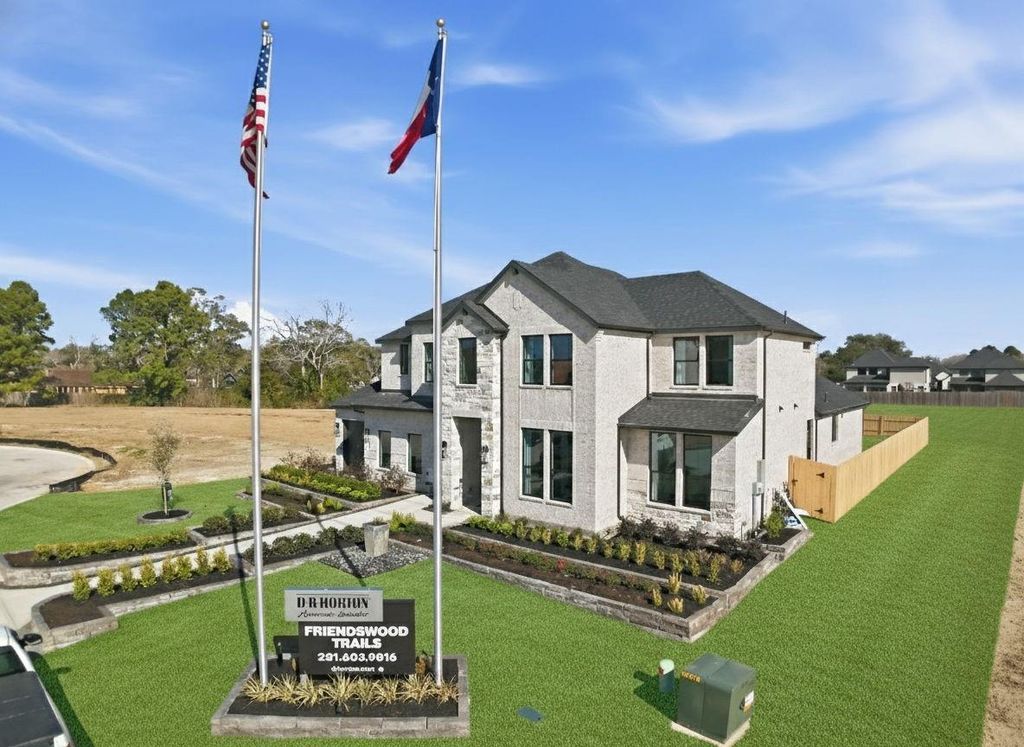 2501 Barton Creek Trail, Friendswood, TX 77546