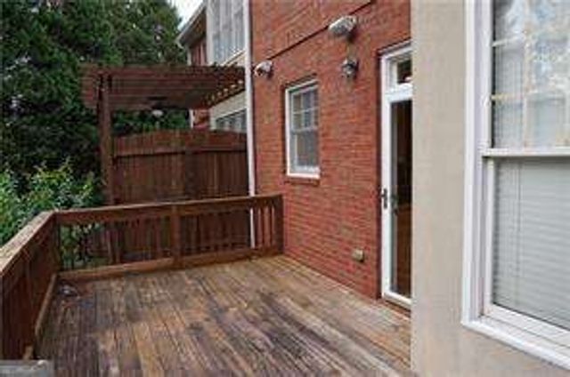 4372 Paces Point Circle SE, Smyrna, GA 30080