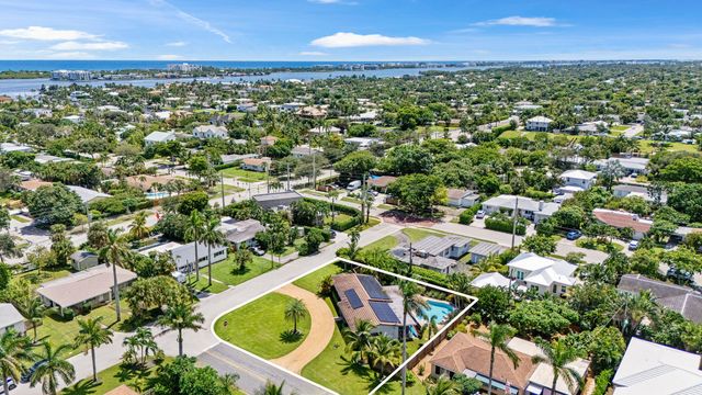 310 Orange Way, West Palm Beach, FL 33405