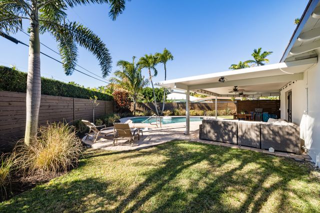 310 Orange Way, West Palm Beach, FL 33405