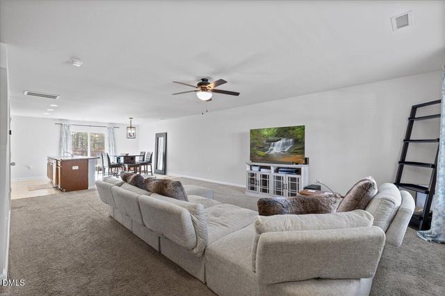 100 Stratford Lakes Drive 384, Durham, NC 27713