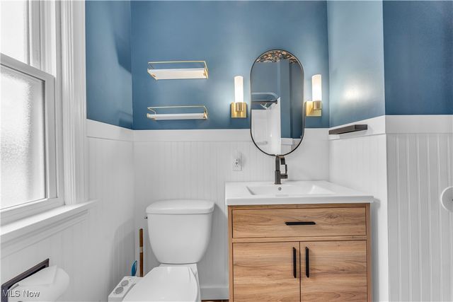 15861 Glenridge Avenue, Middleburg Heights, OH 44130