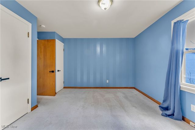 15861 Glenridge Avenue, Middleburg Heights, OH 44130