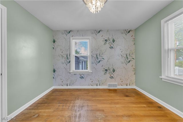 15861 Glenridge Avenue, Middleburg Heights, OH 44130