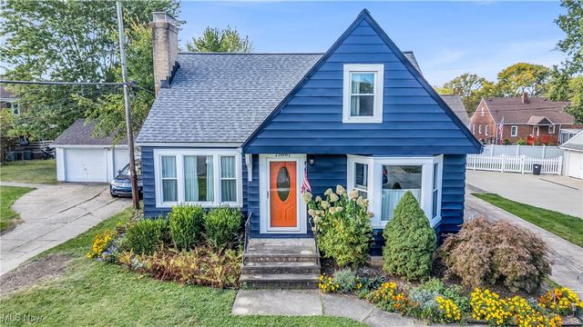 15861 Glenridge Avenue, Middleburg Heights, OH 44130