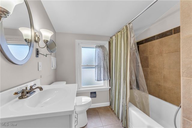 15861 Glenridge Avenue, Middleburg Heights, OH 44130