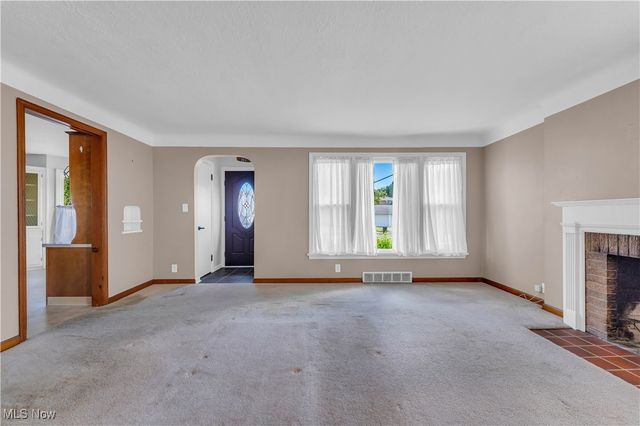 15861 Glenridge Avenue, Middleburg Heights, OH 44130