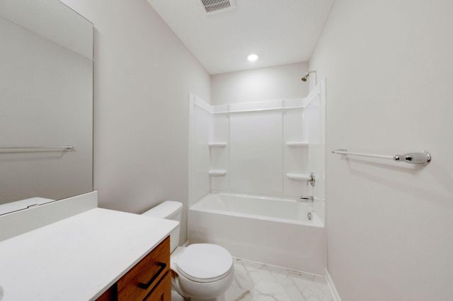 6726 Wildflower Way, Minnetrista, MN 55331