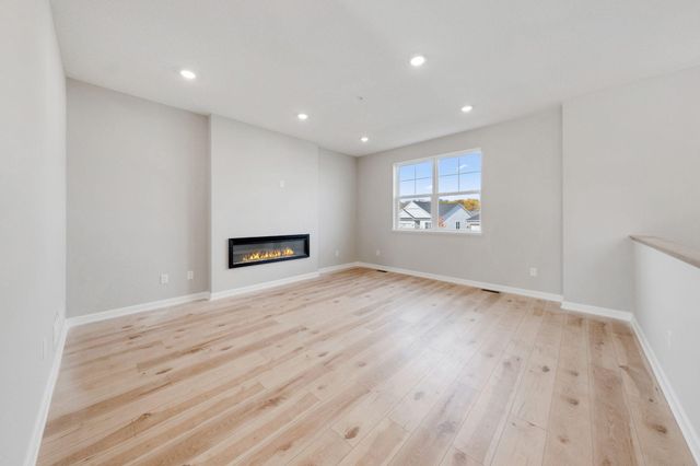 6726 Wildflower Way, Minnetrista, MN 55331