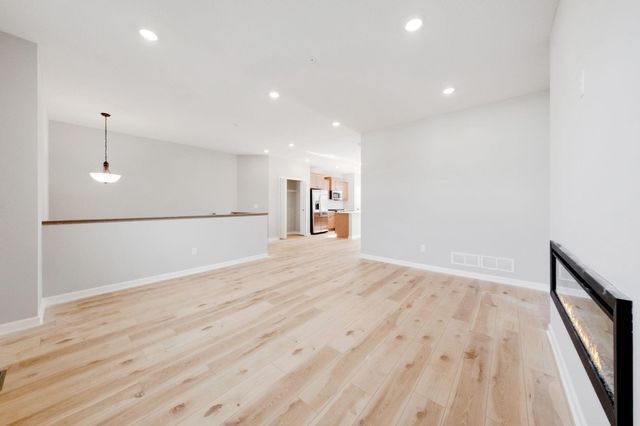 6726 Wildflower Way, Minnetrista, MN 55331