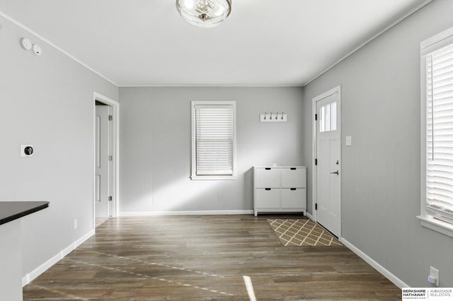 1902 S 14th Street, Omaha, NE 68108