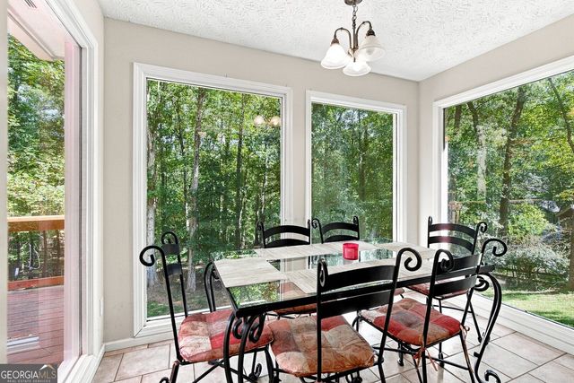 1204 Towne Harbor Court, Woodstock, GA 30189