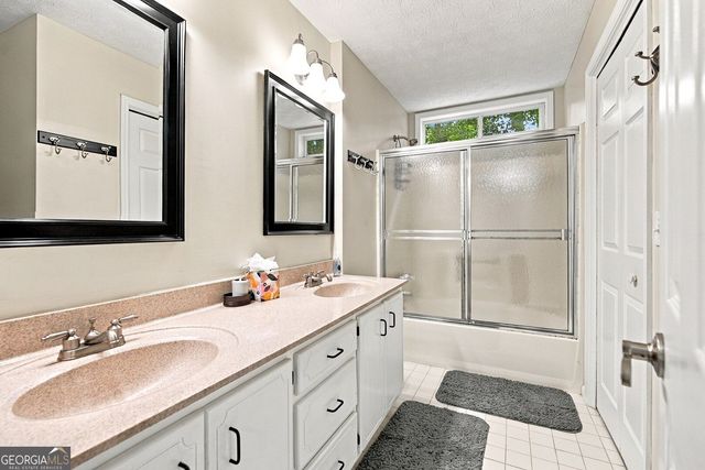 1204 Towne Harbor Court, Woodstock, GA 30189