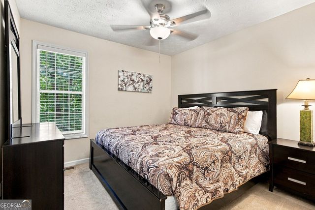 1204 Towne Harbor Court, Woodstock, GA 30189