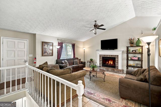 1204 Towne Harbor Court, Woodstock, GA 30189