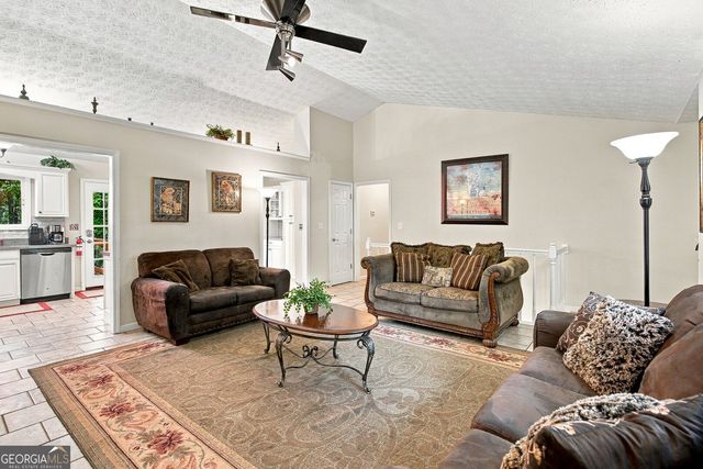 1204 Towne Harbor Court, Woodstock, GA 30189