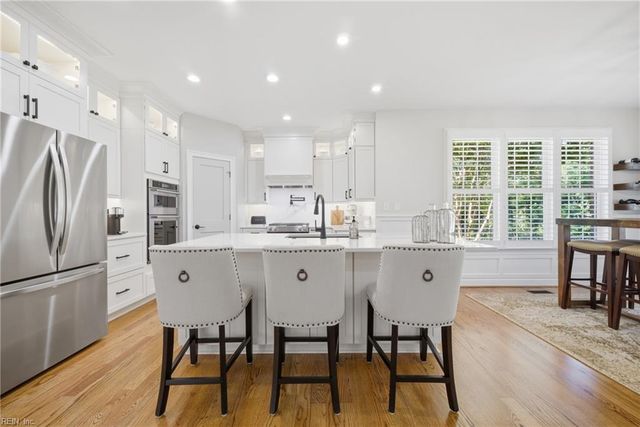 6109 Walkers Ferry LN, Suffolk, VA 23435