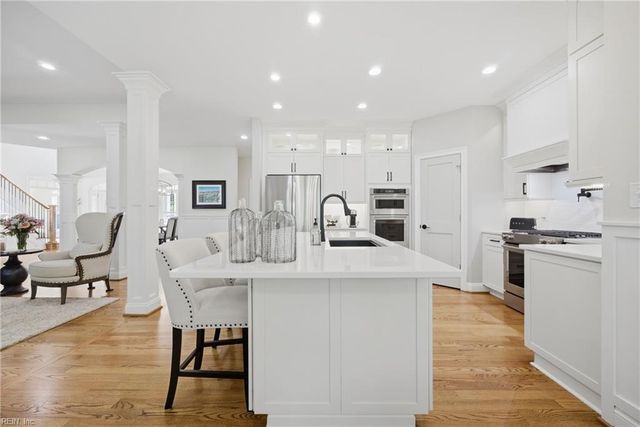 6109 Walkers Ferry LN, Suffolk, VA 23435
