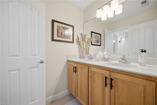 6109 Walkers Ferry LN, Suffolk, VA 23435