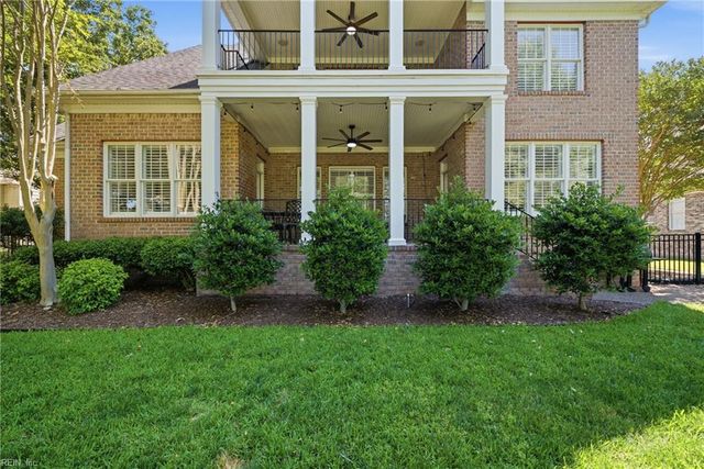 6109 Walkers Ferry LN, Suffolk, VA 23435